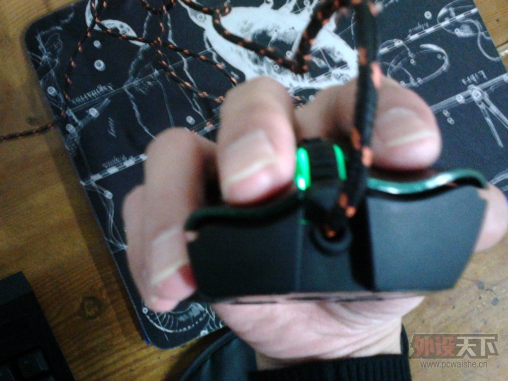 QQͼƬ20131020212944.jpg
