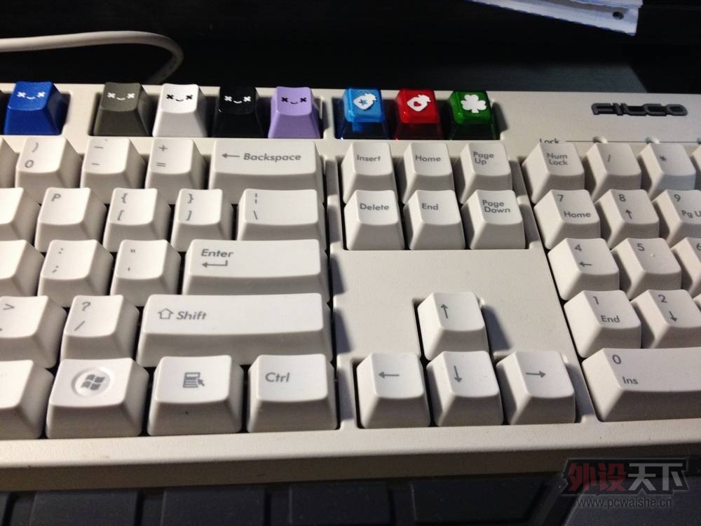 F1������104/das4����/���к�/С��ñ���