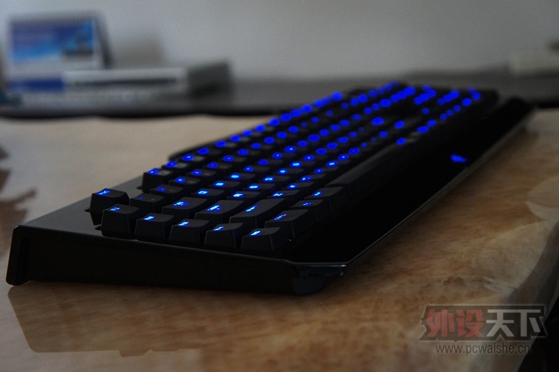 [���/����]�����ϡ�Razer �ڹѸ��ռ���(����)��Razer ��٤����