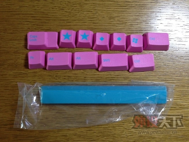 [����]�����ܶ�ɫ��ñȫ�� 900Ԫ��˳��