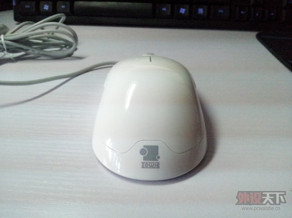 �����ݡ�����ZOWIE  AM-FG 220���ʣ������У�