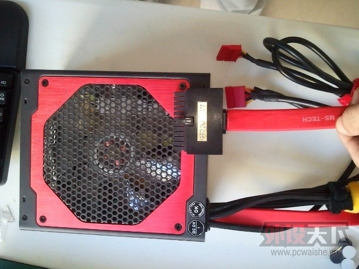 �� MS-TECH Moray400W��Դ �����߲� 270