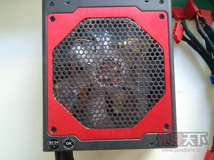 �� MS-TECH Moray400W��Դ �����߲� 270