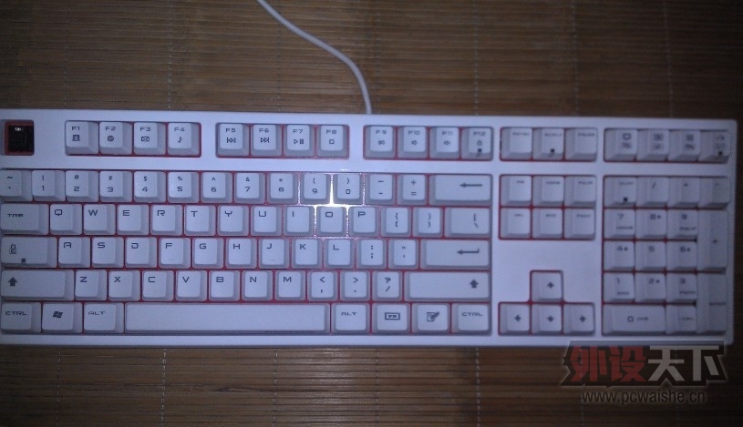 QQͼƬ20131101140810.jpg