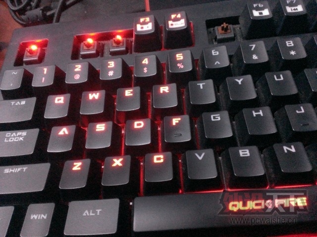�û�����QuickFire PRO���ỻ���������ᣨ��Ҫ�ڹѸ�������