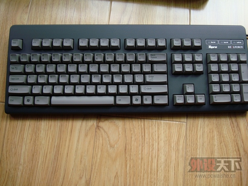�����ͻ��ɣ����⡰С��ͷ��ñ����REALFORCE 104HIPRO