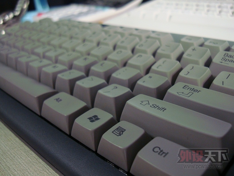 �����ͻ��ɣ����⡰С��ͷ��ñ����REALFORCE 104HIPRO