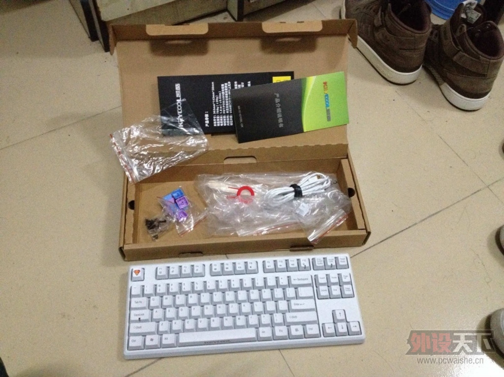 QQͼƬ20131103205224_meitu_4.jpg