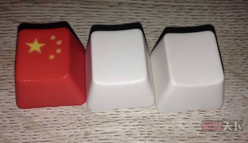 QQͼƬ20131104020925.jpg