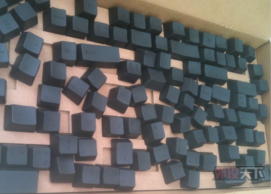 QQͼƬ20131107121107.jpg