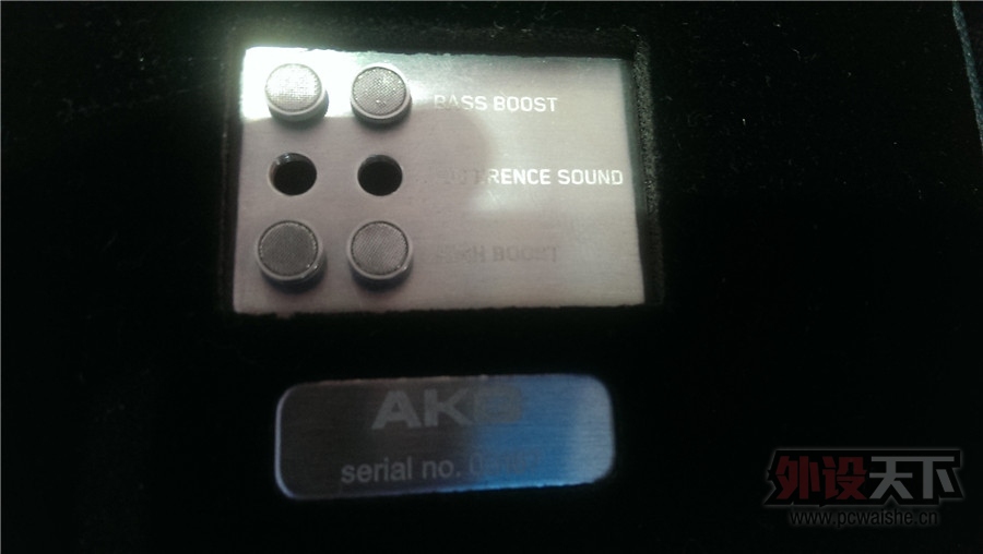 [����]��9�¹���AKG K3003������11���±��ޡ����а²�