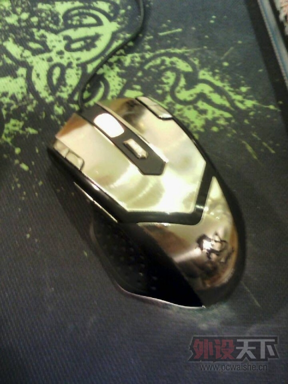 QQͼƬ20131110200556.jpg