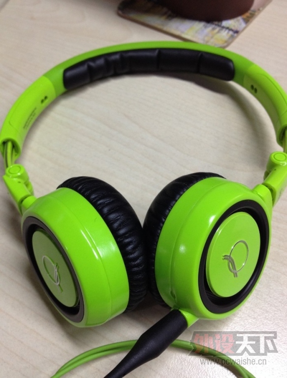 [����]����AKG Q460