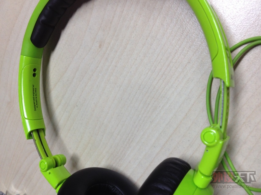[����]����AKG Q460