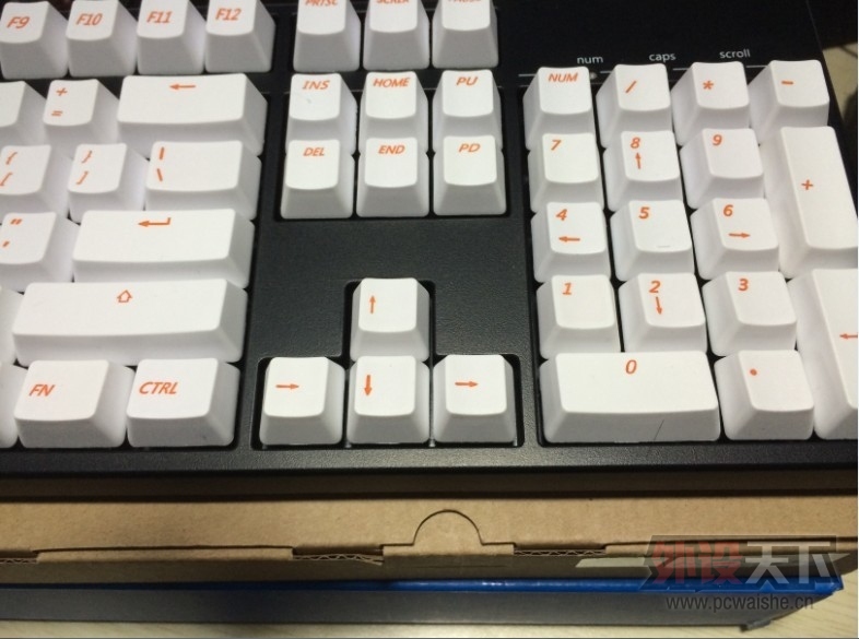 �� ����˳��յ���IKBC F104 �ڲ� �׼�ñ�ǰ׳ȵ�