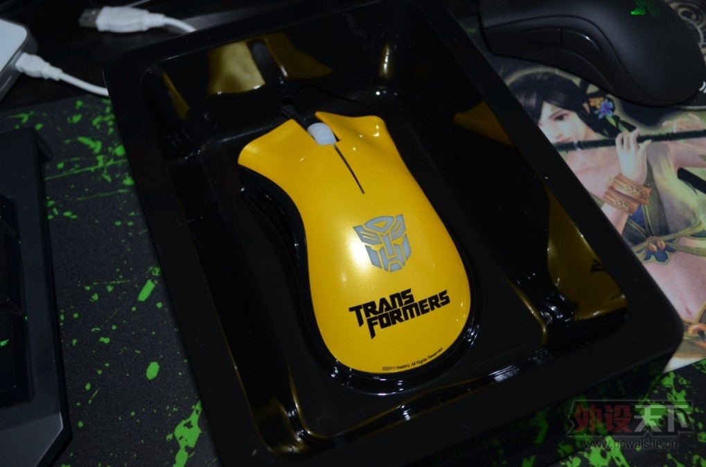 �����ˣ����㶫������ֻ���ν�����ߣ�һ��KC108һ������