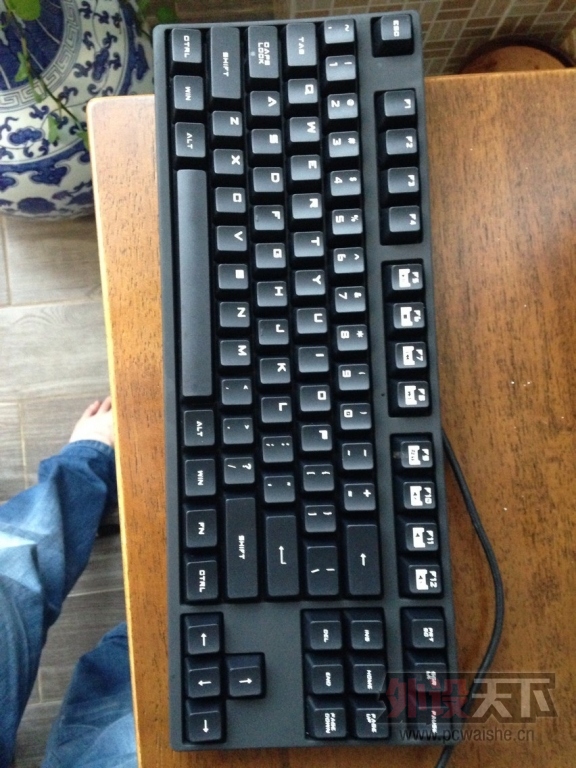 QQͼƬ20131116003354.jpg