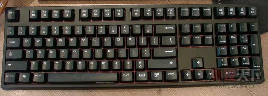 �����ˣ����㶫������ֻ���ν�����ߣ�һ��KC108һ������