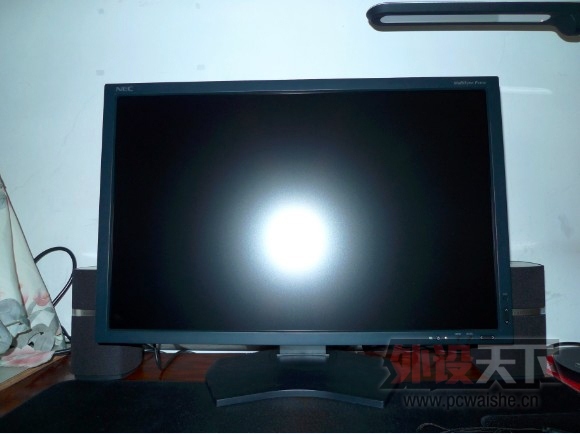 [�ൺ]NEC P241��ɫרҵ��ʾ�� 98�� ����  HHKB PRO2�����ݺ�ɫ�п� 98�� ����