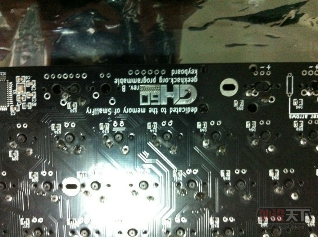 �����ۡ������ա��ų��ĺ�ɫGH60һ�飬���ᣬ�������ᣬ�ϼ�ñ������