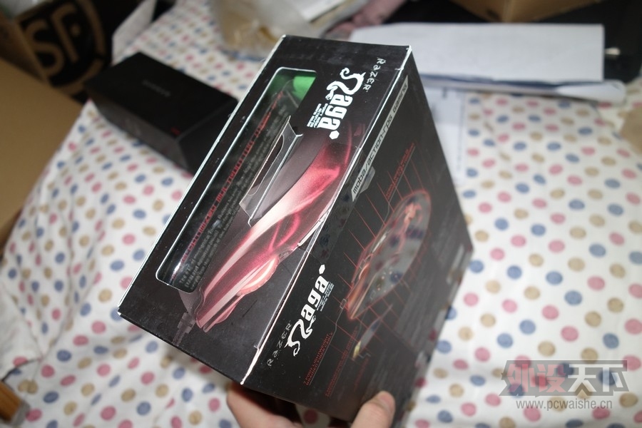 ������δ����ɫRazer naga ��â�� 400��˳��