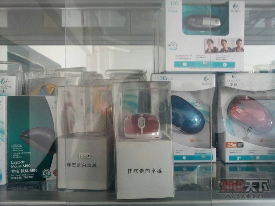 ���ѵ곷�ˣ�����һ����ֻ����Ƭ���ϵĶ�������