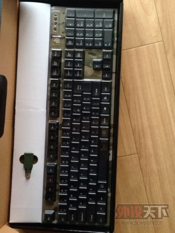QQͼƬ20131116083459.jpg