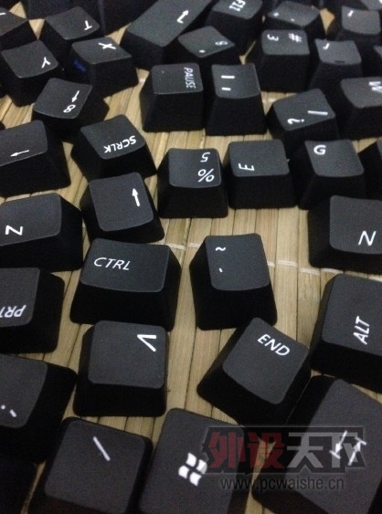 QQͼƬ20131125223510.jpg