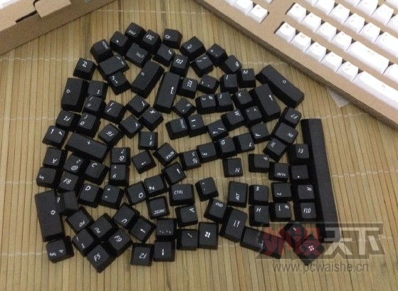 QQͼƬ20131125223702.jpg