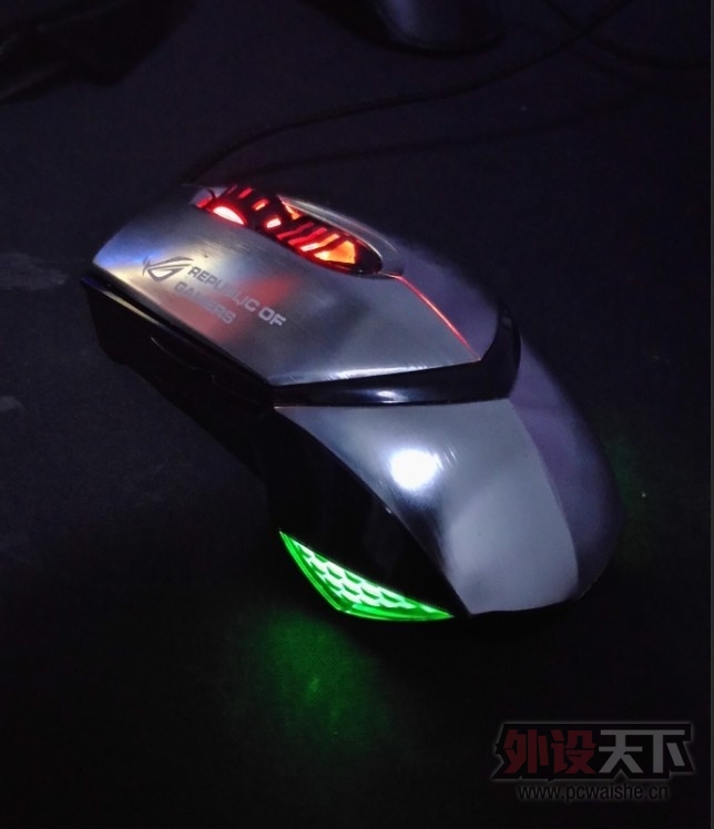 QQͼƬ20131129224124.jpg