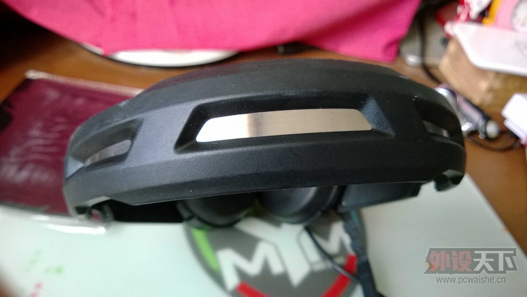 ���Ļ�е����ROCCAT ����Kulo stereoС��