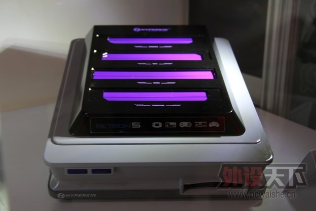 Retron 5������Ϸ���Ƴ����� ֧����������Ϸ