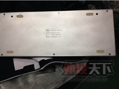 MKC-87a,��������,������ɫ�׵ơ�����