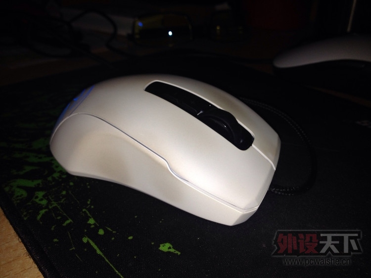 ����kone pure color��ɫ�͸�˪��֮��һ������