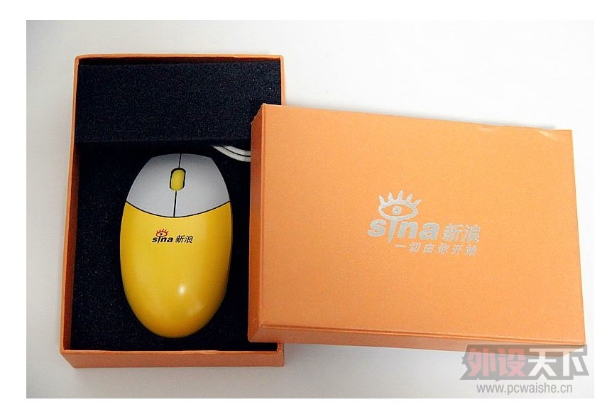 �̲�ס������һ��СС�Ļ�ɫ�з��Ҳ������ǹ�������븣����ң������������ˡ�