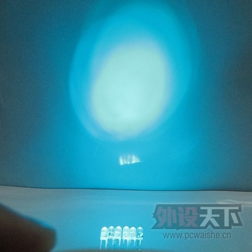 [����] ��Щ��е���̱���ɫ����