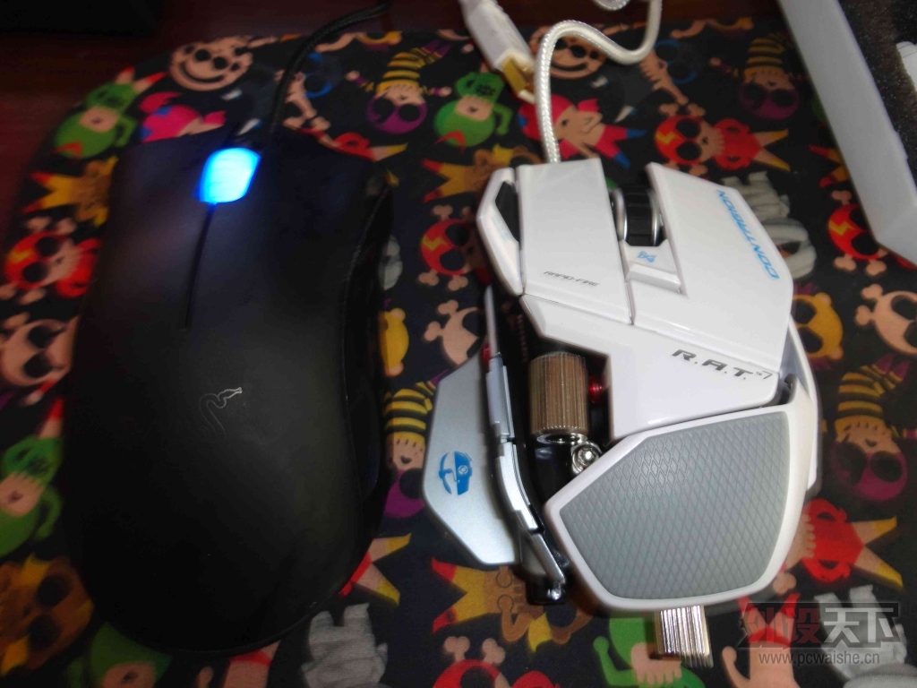 ���Ե�һ���� ���ѿ� Saitek ����ʨMADCATZ Cyborg R.A.T.7������꿪��+С��