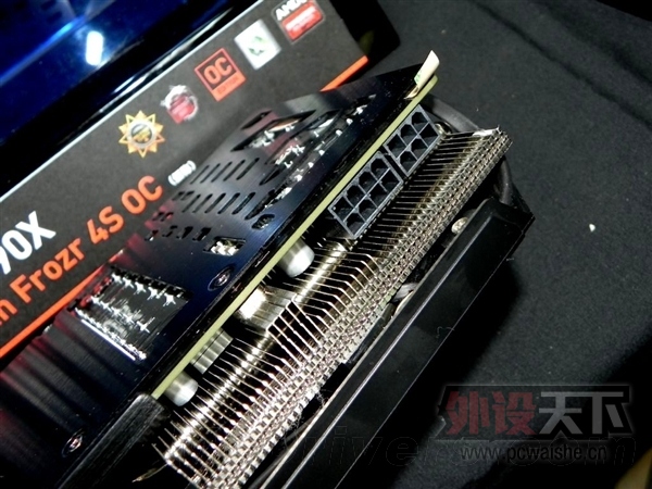 ȫ��û���� ΢����һ��ǹ���R9 290X�ع�