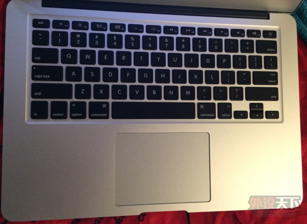 �������س��������ͣ�˪������â�ǣ�macbook 760����