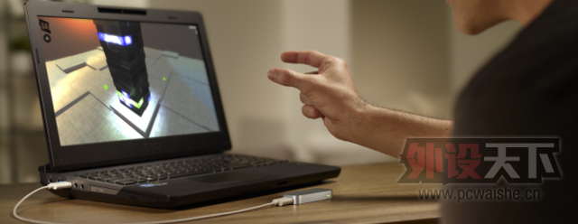 �ֻ�ƽ������Q3�����䱸Leap Motion���װ��