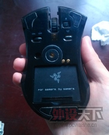 �ѳ�   �����˦���ߣ�Razer�������۾���4g