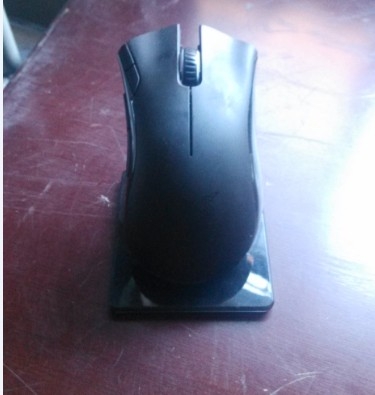 �ѳ�   �����˦���ߣ�Razer�������۾���4g