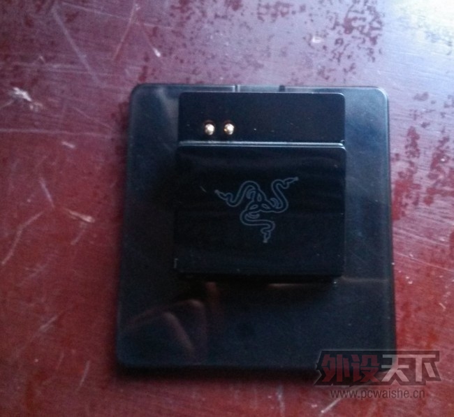 �ѳ�   �����˦���ߣ�Razer�������۾���4g