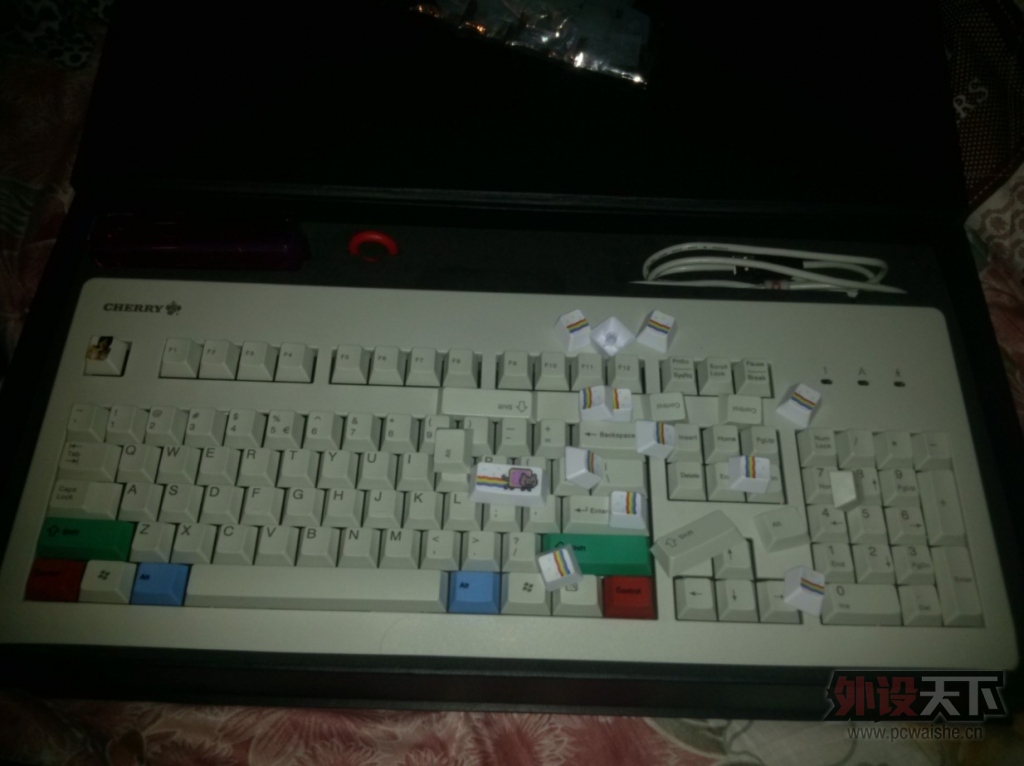 QQ��ͼ20131218211200.jpg
