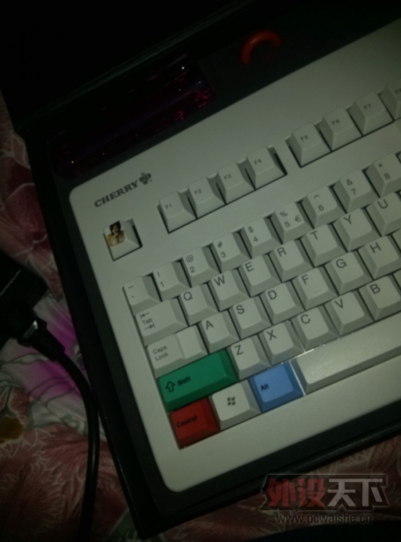 QQ��ͼ20131218211259.jpg