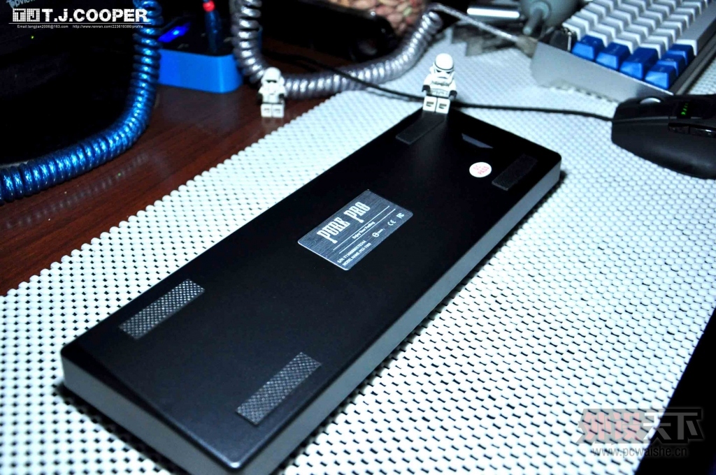 KBTalking Pure PRO 60% LED ɫ ABS ư桿