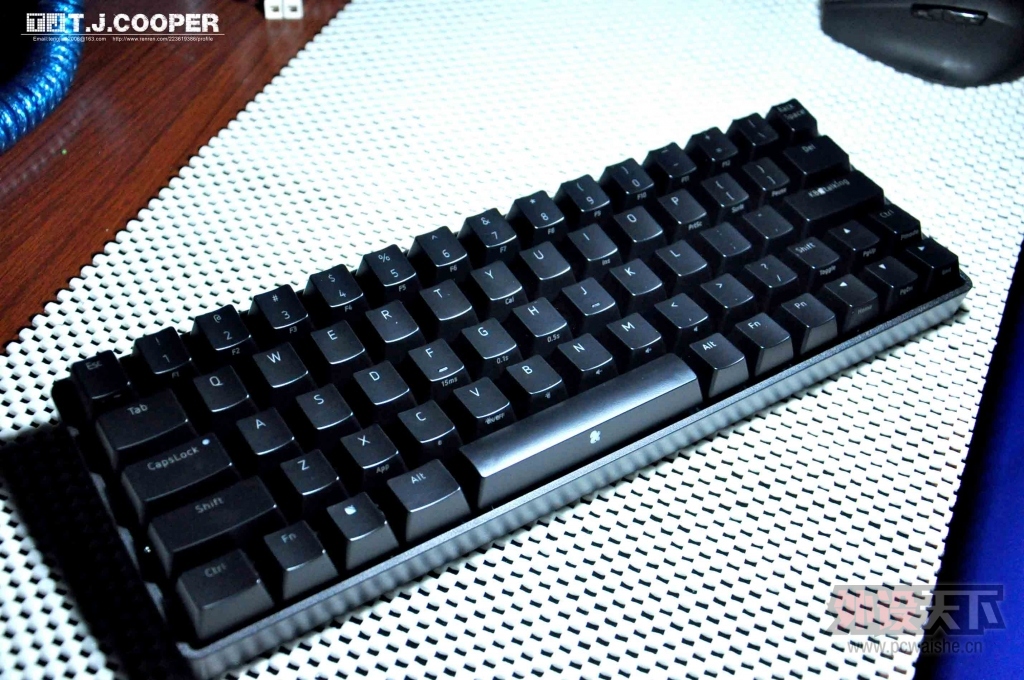 KBTalking Pure PRO 60% LED ɫ ABS ư桿