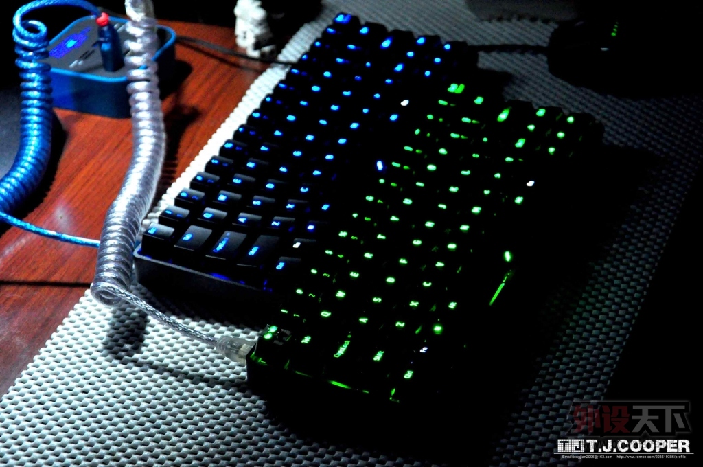 KBTalking Pure PRO 60% LED ɫ ABS ư桿