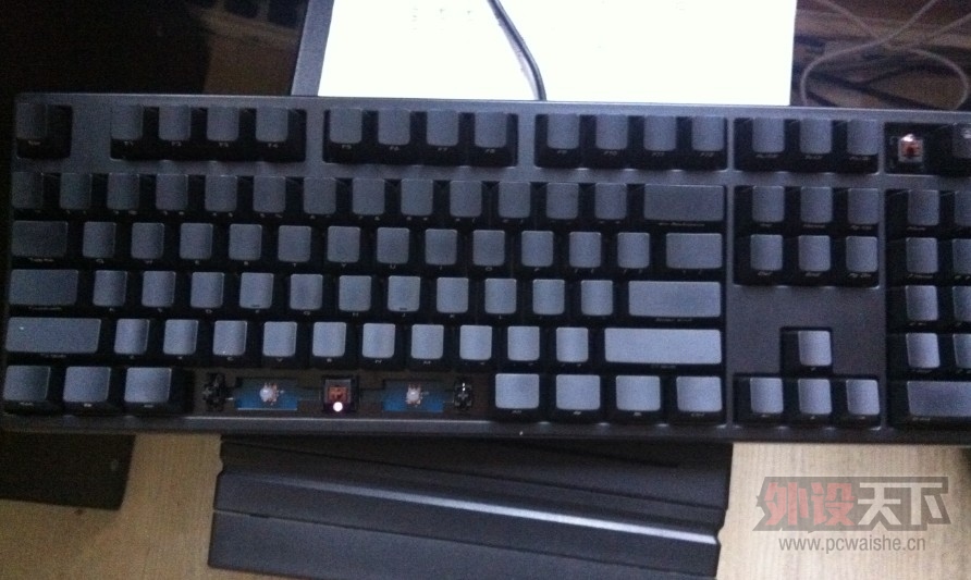 [����] ����DUCKY 9008 S3�Ϲ���� 650