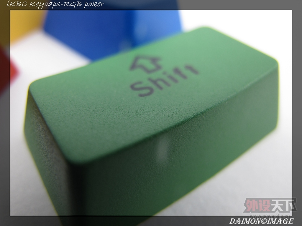 iKBC RGB �˿� PBT��ɫ��ñ����С��